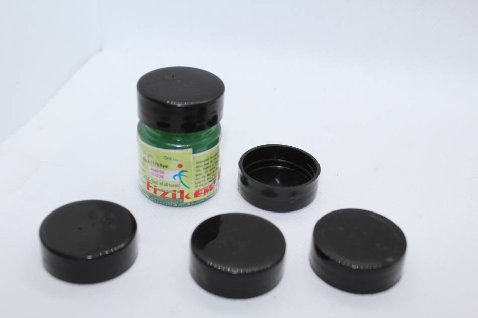 plastic1 (4)